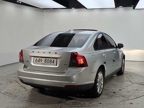 Volvo S40 2.4i 2nd — пробег 110 000 км — фото 4 из 5