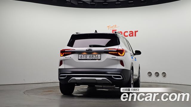 Kia Seltos из Кореи Encar