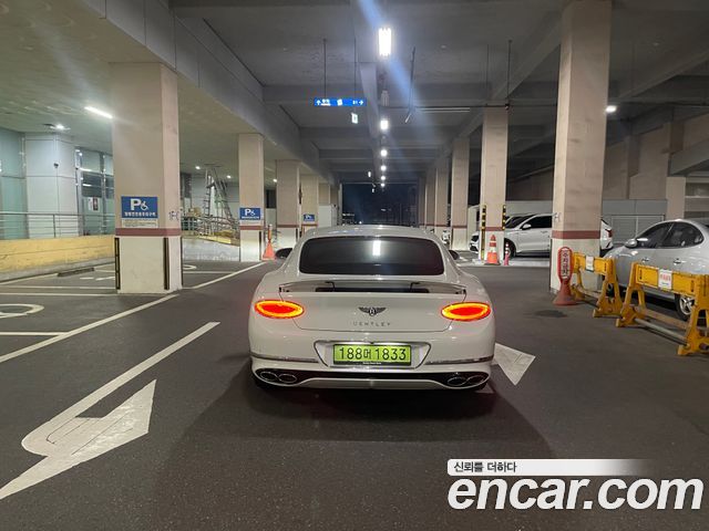 Bentley Continental 4.0 GT — пробег 27 500 км — фото 4 из 5