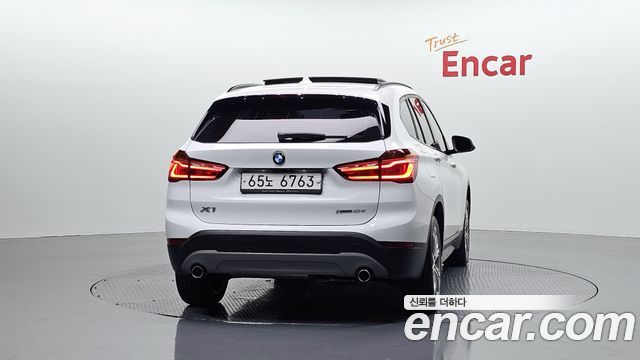 BMW X1 xDrive 18d Joy — пробег 136 526 км — фото 4 из 5