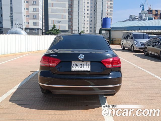 Volkswagen Passat 2.0 TDI B7 — пробег 204 000 км — фото 5 из 5