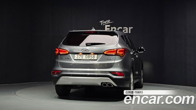 Hyundai Santafe Diesel 2.0 2WD Exclusive — пробег 209 489 км — фото 4 из 5