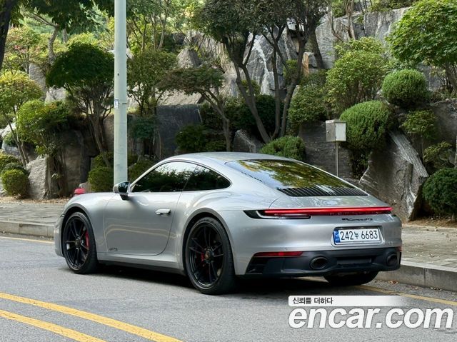 Porsche 911 Carrera GTS — пробег 36 681 км — фото 4 из 5