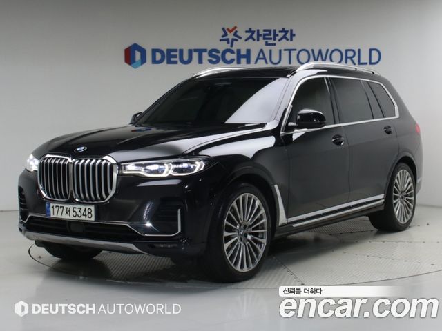 BMW X7 xDrive 40i Design Pure Excellence 6-Seater — пробег 99 952 км — фото 1 из 5