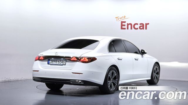 Mercedes-Benz E-Class из Кореи Encar
