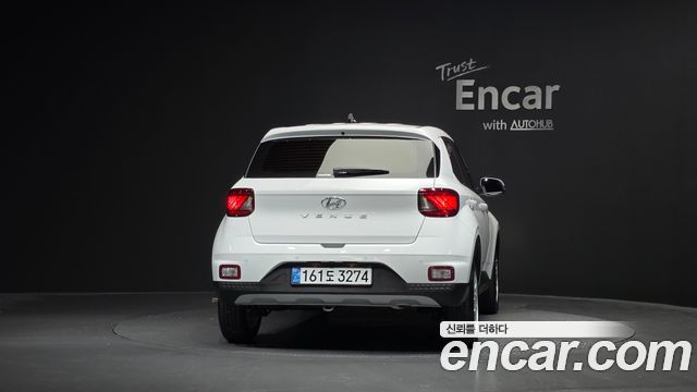 Hyundai Venue 1,6 Premium — пробег 8 169 км — фото 4 из 5