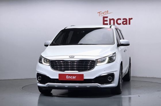 Kia Carnival 9-seater Luxury — пробег 159 414 км — фото 3 из 5