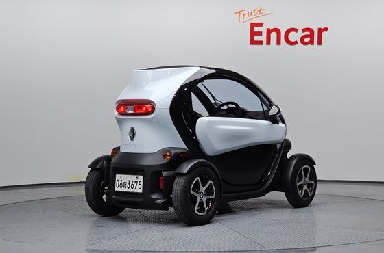 Renault (Samsung) Twizy Intens(2-seater) — пробег 24 062 км — фото 2 из 5