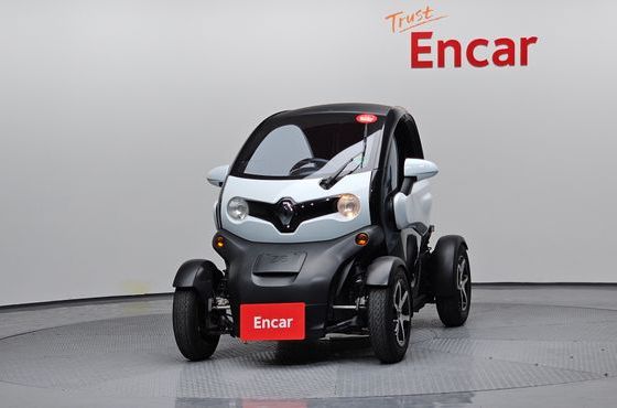 Renault (Samsung) Twizy Intens(2-seater) — пробег 24 062 км — фото 3 из 5