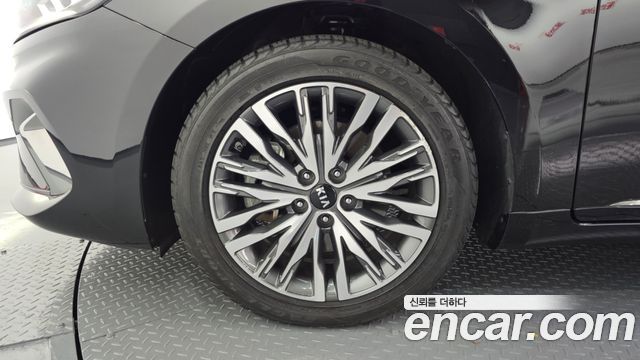 Kia K7 из Кореи Encar