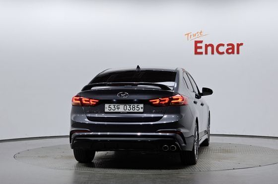 Hyundai AVANTE 1.6 Turbo Sport — пробег 62 777 км — фото 4 из 5