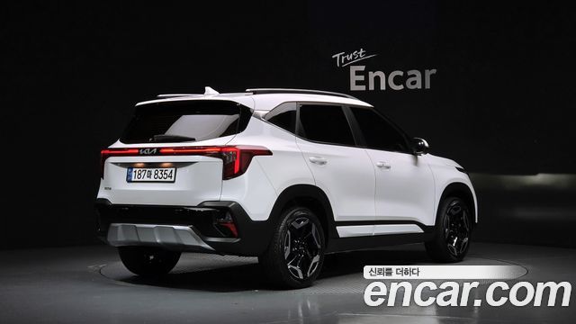 Kia Seltos из Кореи Encar