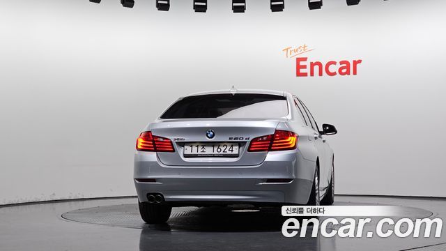 BMW 5-Series 520d xDrive — пробег 44 971 км — фото 4 из 5
