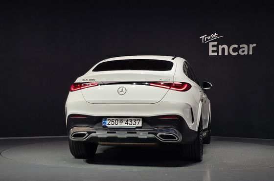 Mercedes-Benz GLC-Class GLC300 4MATIC Coupe — пробег 70 093 км — фото 4 из 5