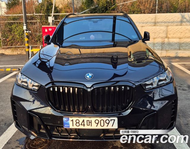BMW X5 xDrive 30d M Sport — пробег 42 100 км — фото 1 из 2