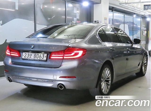 BMW 5-Series 530i Luxury Plus — пробег 72 735 км — фото 5 из 5