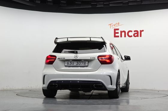 Mercedes-Benz A-Class A45 AMG 4MATIC — пробег 83 712 км — фото 4 из 5