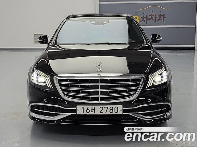 Mercedes-Benz S-Class Maybach S560 4MATIC — пробег 93 936 км — фото 1 из 5