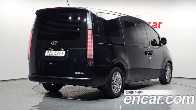 Hyundai Staria из Кореи Encar