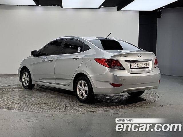 Hyundai Accent из Кореи Encar