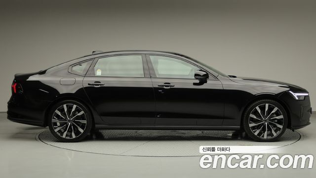 Volvo S90 B5 Ultra Dark Air Sus — пробег 186 км — фото 2 из 5