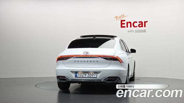 Hyundai Grandeur из Кореи Encar