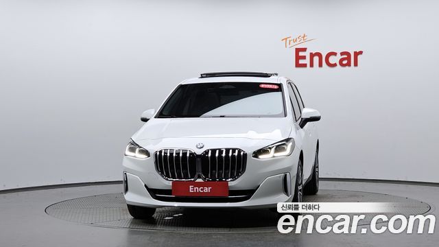 BMW 2-Series 218d Luxury — пробег 13 319 км — фото 3 из 5