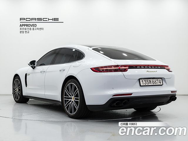 Porsche Panamera 2.9 AWD E-Hybrid — пробег 62 850 км — фото 2 из 5