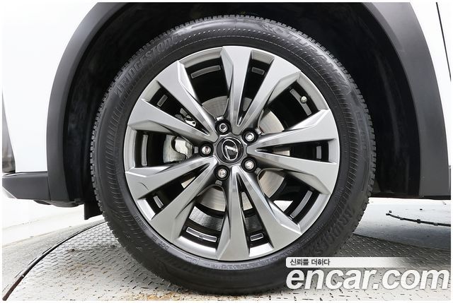 Lexus UX 2.0 F-Sport 2WD — пробег 55 719 км — фото 5 из 5