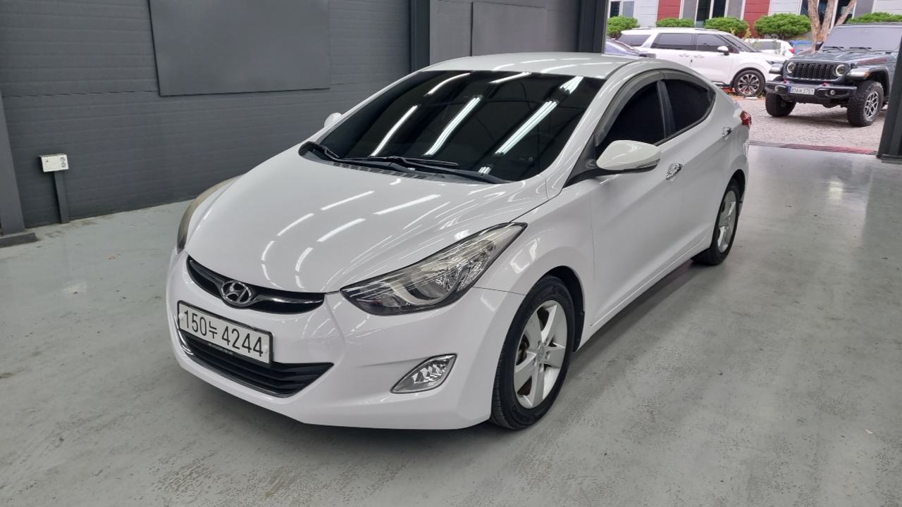 Hyundai AVANTE из Кореи Encar