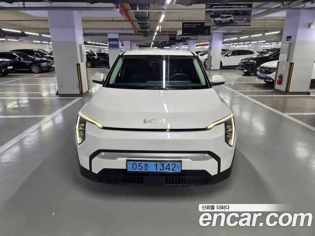 Kia EV3 Long Range 2WD AIr — пробег 58 855 км — фото 1 из 5