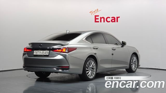 Lexus ES Executive — пробег 89 802 км — фото 2 из 5