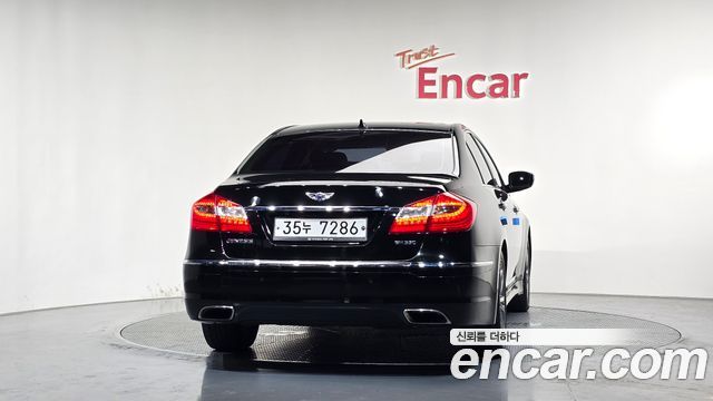 Hyundai Genesis из Кореи Encar