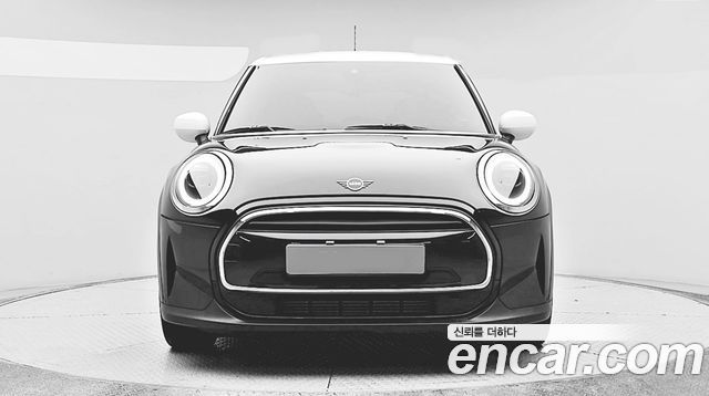 Mini Cooper 5Door Classic Third Generation — пробег 59 253 км — фото 2 из 5