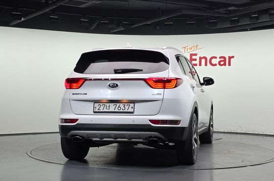 Kia Sportage Diesel 2WD Noblesse Plus — пробег 172 508 км — фото 4 из 5