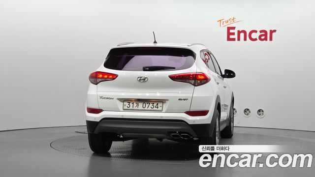 Hyundai Tucson Diesel 2.0 2WD Modern — пробег 170 081 км — фото 4 из 5