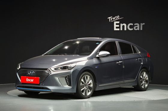 Hyundai Ioniq Q — пробег 127 360 км — фото 1 из 5