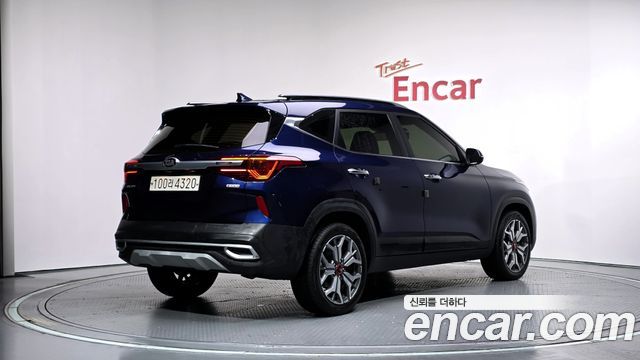 Kia Seltos из Кореи Encar