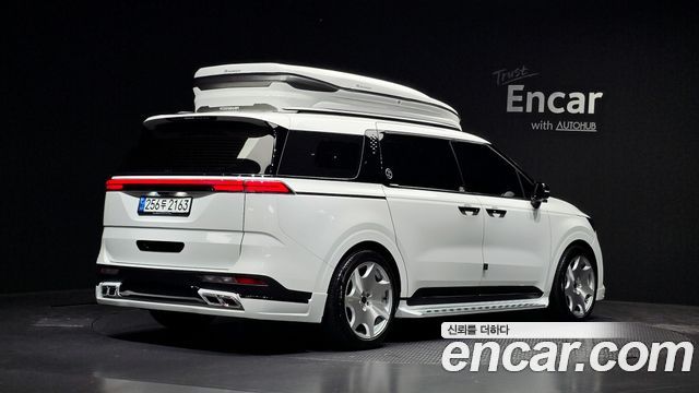 Kia Carnival Gasoline 9-Seater Signature — пробег 43 967 км — фото 2 из 5