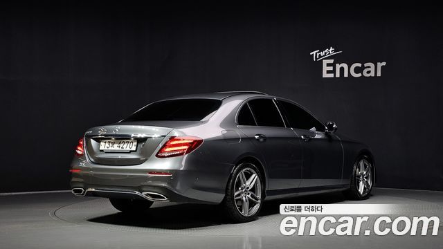 Mercedes-Benz E-Class из Кореи Encar