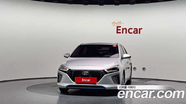 Hyundai Ioniq I — пробег 38 547 км — фото 3 из 5