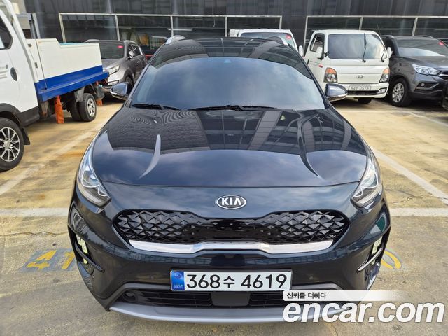 Kia Niro 1.6 HEV Noblesse Special — пробег 77 439 км — фото 5 из 5
