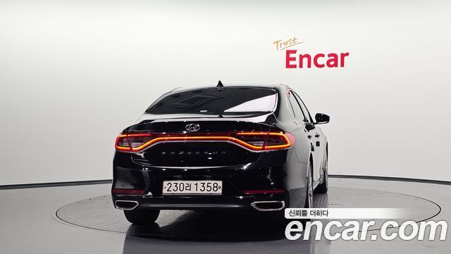 Hyundai Grandeur из Кореи Encar