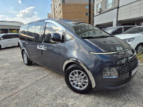 Hyundai Staria Cargo 5-Seater Modern — пробег 128 485 км — фото 2 из 5