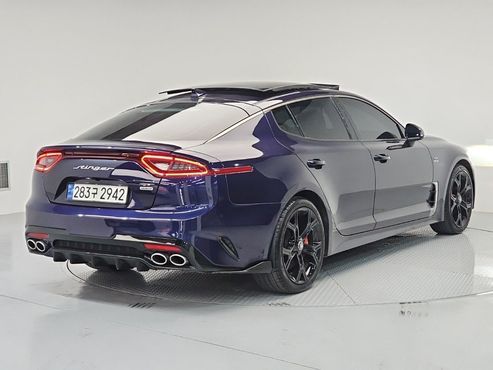 Kia Stinger 2.0 Turbo AWD Platinum — пробег 124 873 км — фото 4 из 5