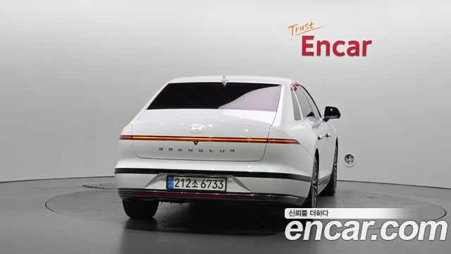 Hyundai Grandeur Calligraphy — пробег 77 199 км — фото 4 из 5