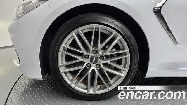 Genesis G70 из Кореи Encar