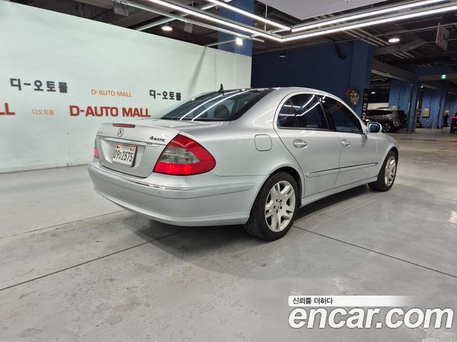 Mercedes-Benz E-Class из Кореи Encar