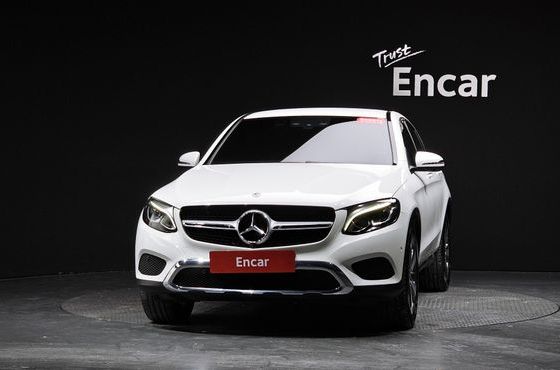 Mercedes-Benz GLC-Class GCL300 4MATIC Coupe — пробег 89 652 км — фото 3 из 5