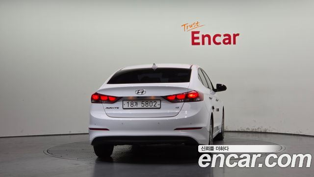 Hyundai AVANTE из Кореи Encar